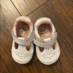 Stride rite |soft motion Amalie Mary Jane shoe in White